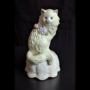 San Francisco Music Box Co.1989 Cat Figurine Plays Memory
